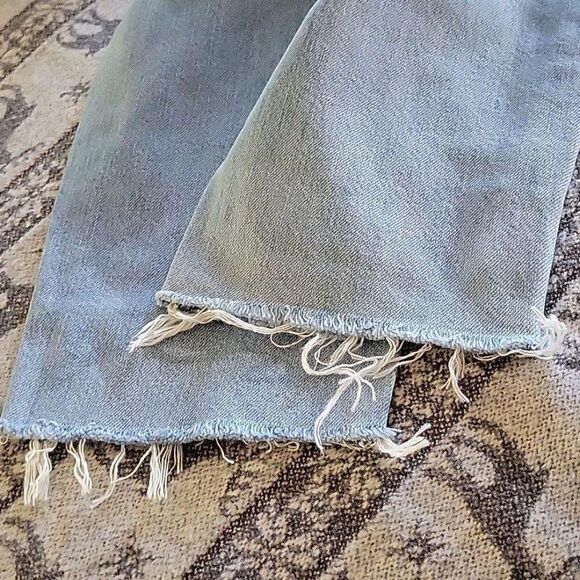 Uniqlo Ankle Distressed Blue Jeans Women's 24" High Waisted - Picture 6 of 11